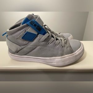 CONVERSE All Star Size 4 High Tops
